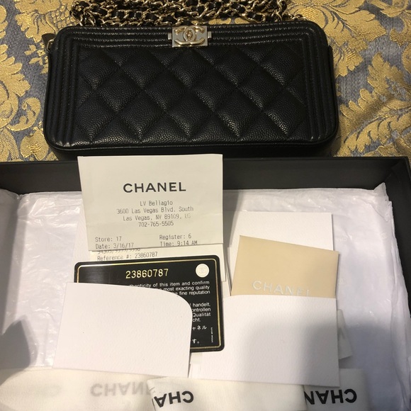 CHANEL WALLET ON CHAIN - Picture 1 of 10